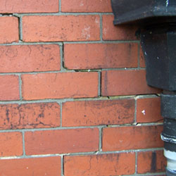 wall ties in brickwork